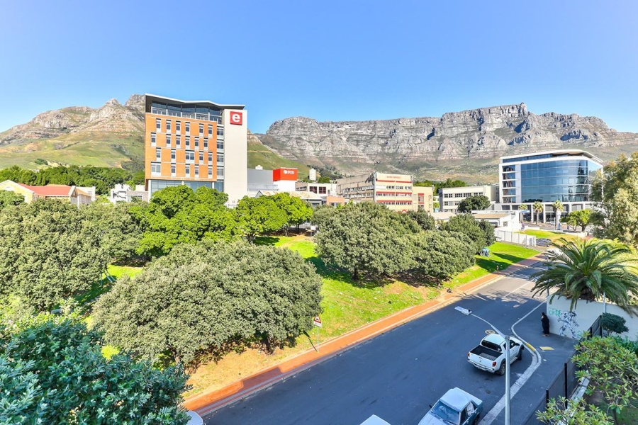 To Let 2 Bedroom Property for Rent in Zonnebloem Western Cape